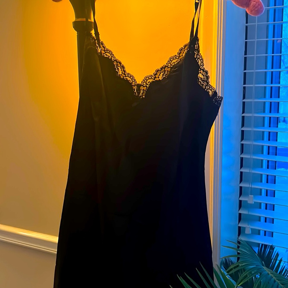 Vintage Victoria’s Secret slip dress in black with lace detailing